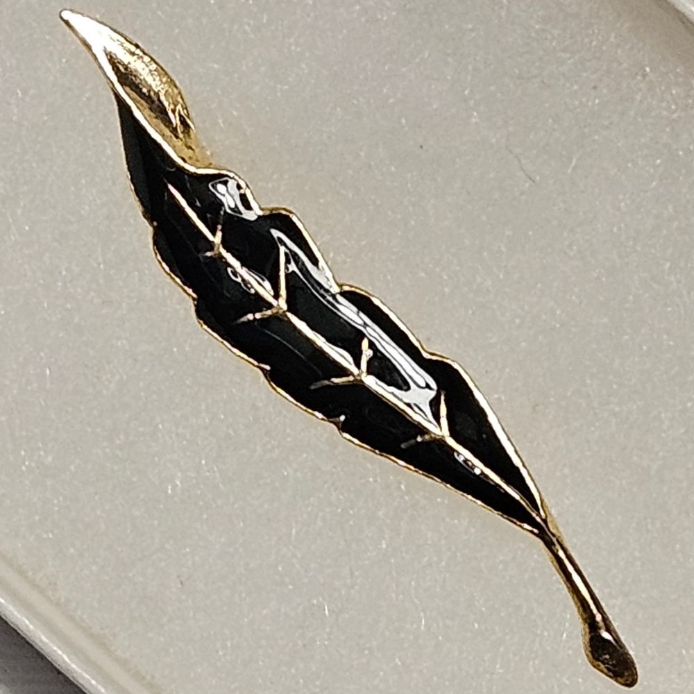 Black and Gold Glossy Leaf Brooch